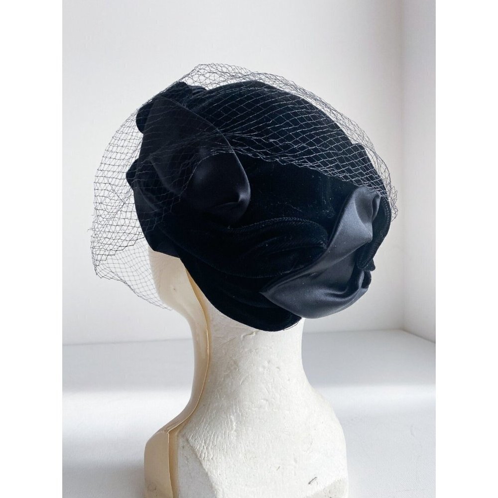 Vintage Velvet Satin  Black Pillbox gat with Mesh Overlay S - Picture 9 of 13